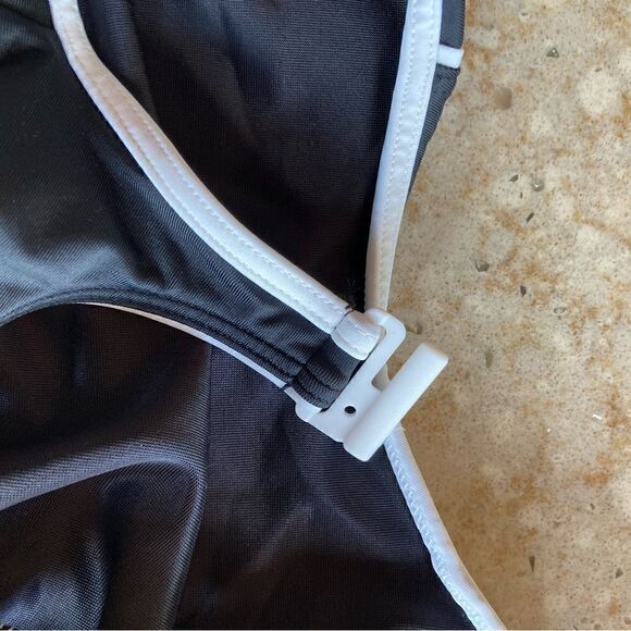 Land’s End shelf bra high neck one piece swimsuit black white piping trim 10 - Picture 5 of 6